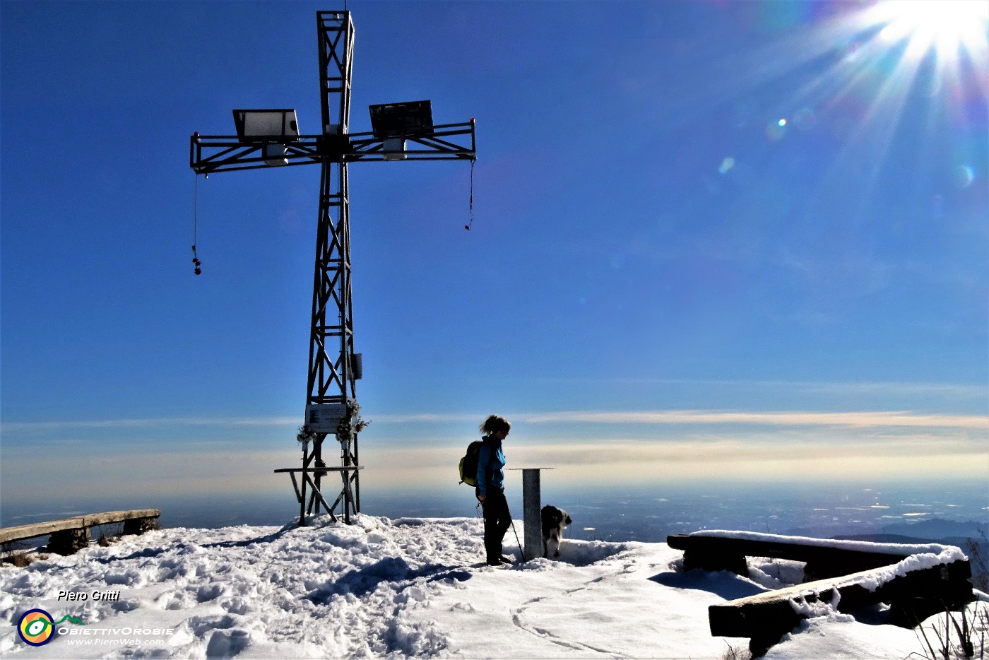 54 L'alta grande croce del Podona (1183 m) ....JPG -                                